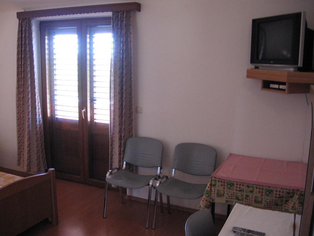 Guest House Caterina Пореч Екстериор снимка
