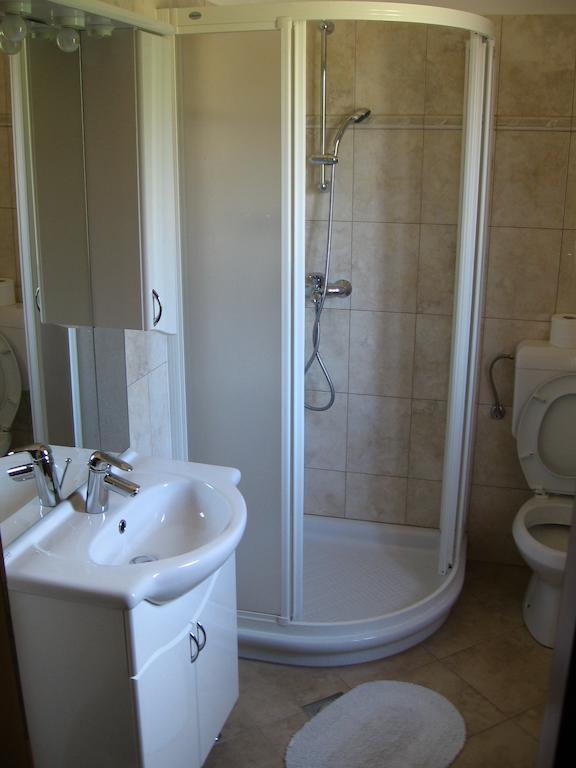 Guest House Caterina Пореч Екстериор снимка